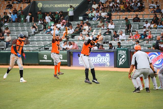 Toros Vs Estrellas