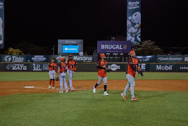 Toros Vs Estrellas: Ismael Alcantara