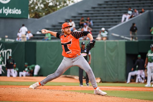 Toros Vs Estrellas: Spencer Turnbull