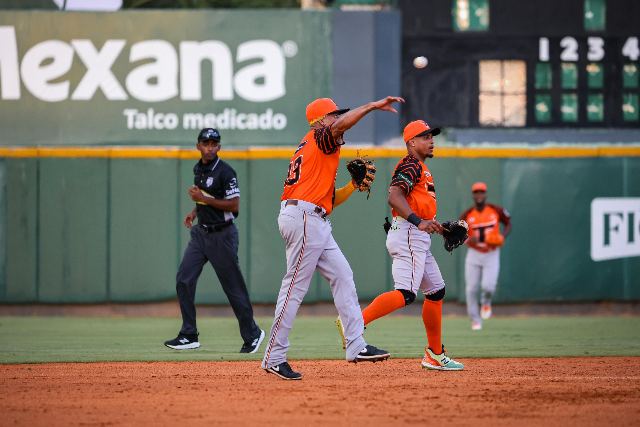 Toros Vs Estrellas
