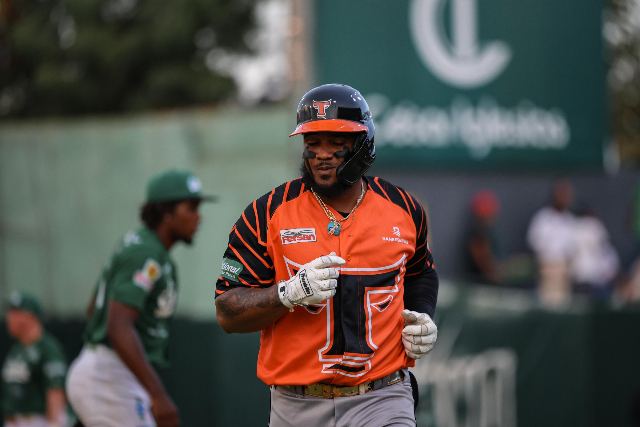 Toros Vs Estrellas