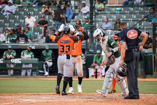 Toros Vs Estrellas