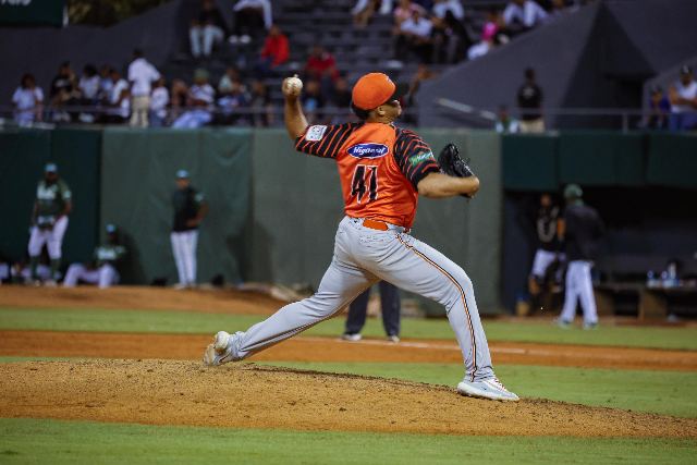 Toros Vs Estrellas