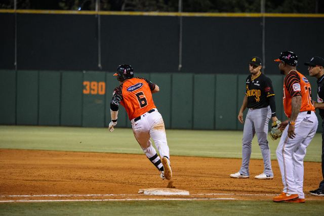 Águilas Vs Toros
