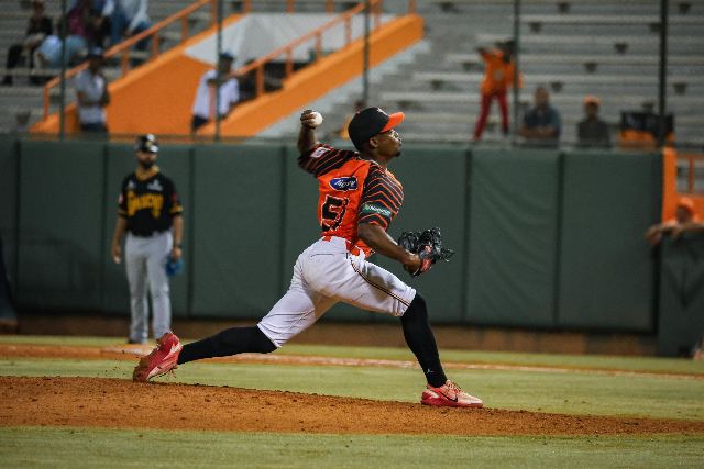 Águilas Vs Toros
