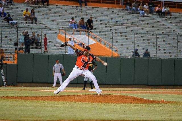 Águilas Vs Toros