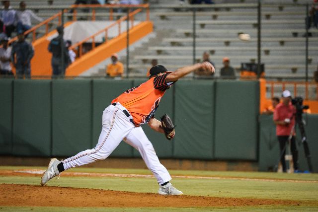 Águilas Vs Toros