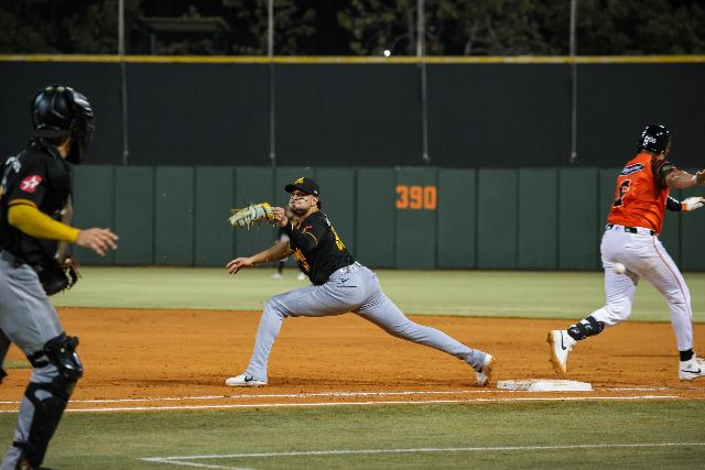 Águilas Vs Toros