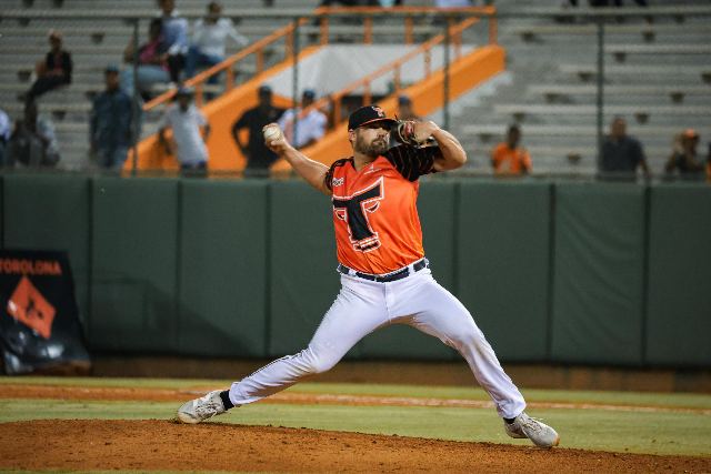 Águilas Vs Toros