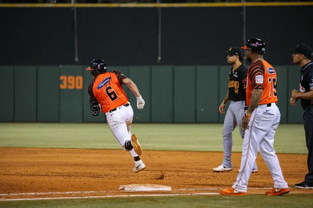 Águilas Vs Toros