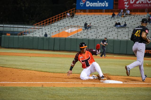 Águilas Vs Toros