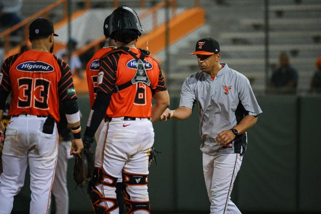 Águilas Vs Toros: Víctor Estévez