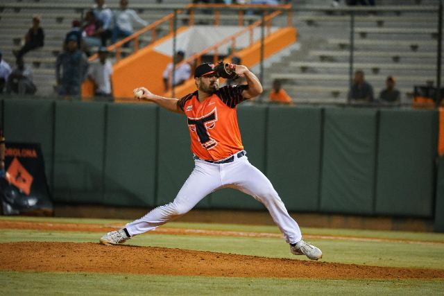 Águilas Vs Toros
