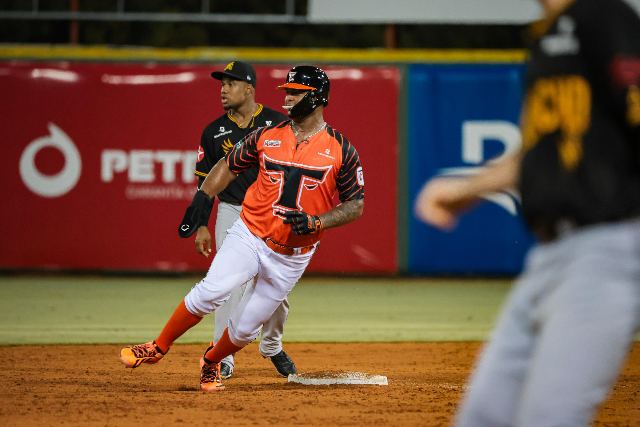 Águilas Vs Toros